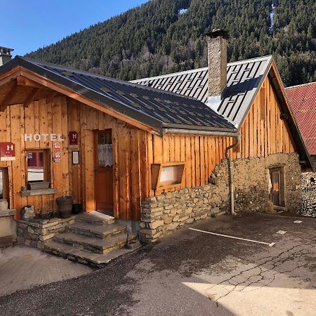 Auberge De La Foret Auris Bagian luar foto