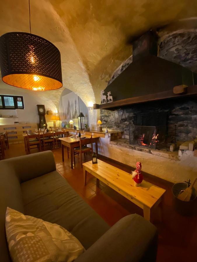Auberge De La Foret Auris Bagian luar foto