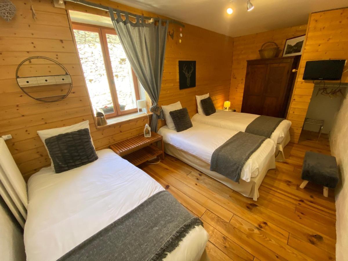 Auberge De La Foret Auris Bagian luar foto