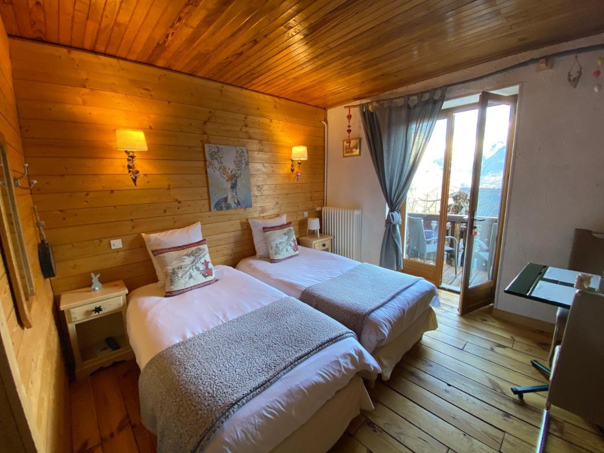 Auberge De La Foret Auris Bagian luar foto